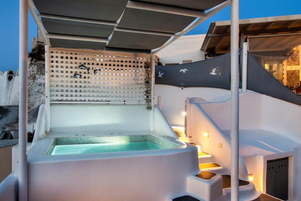 Astrea Suites Feggaropetra Cave House Fira  Bagian luar foto