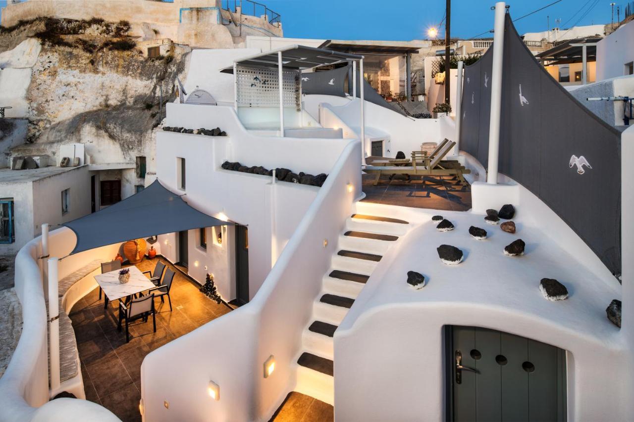 Astrea Suites Feggaropetra Cave House Fira  Bagian luar foto