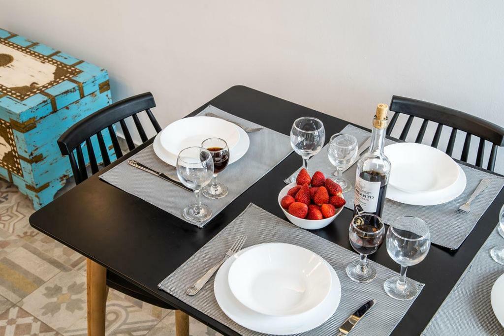Astrea Suites Feggaropetra Cave House Fira  Bagian luar foto
